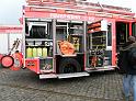 Neue LF`s fuer Koeln Uebergabe in Koeln Deutz an den Wachen  P026